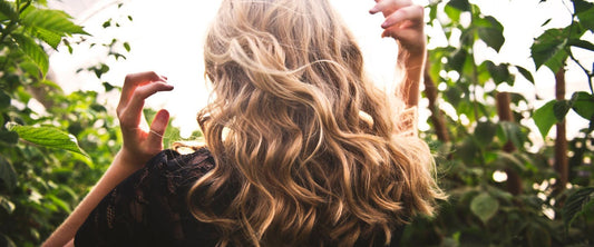 Pourquoi choisir une perruque à haute température?