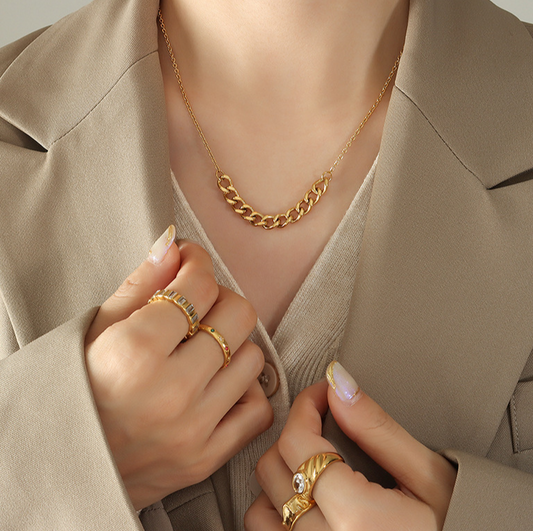 Collier à chaînes massives