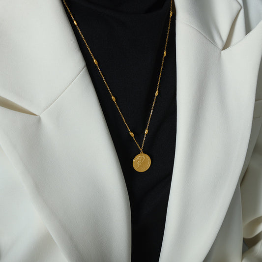 Collier à pendentif rond Portrait